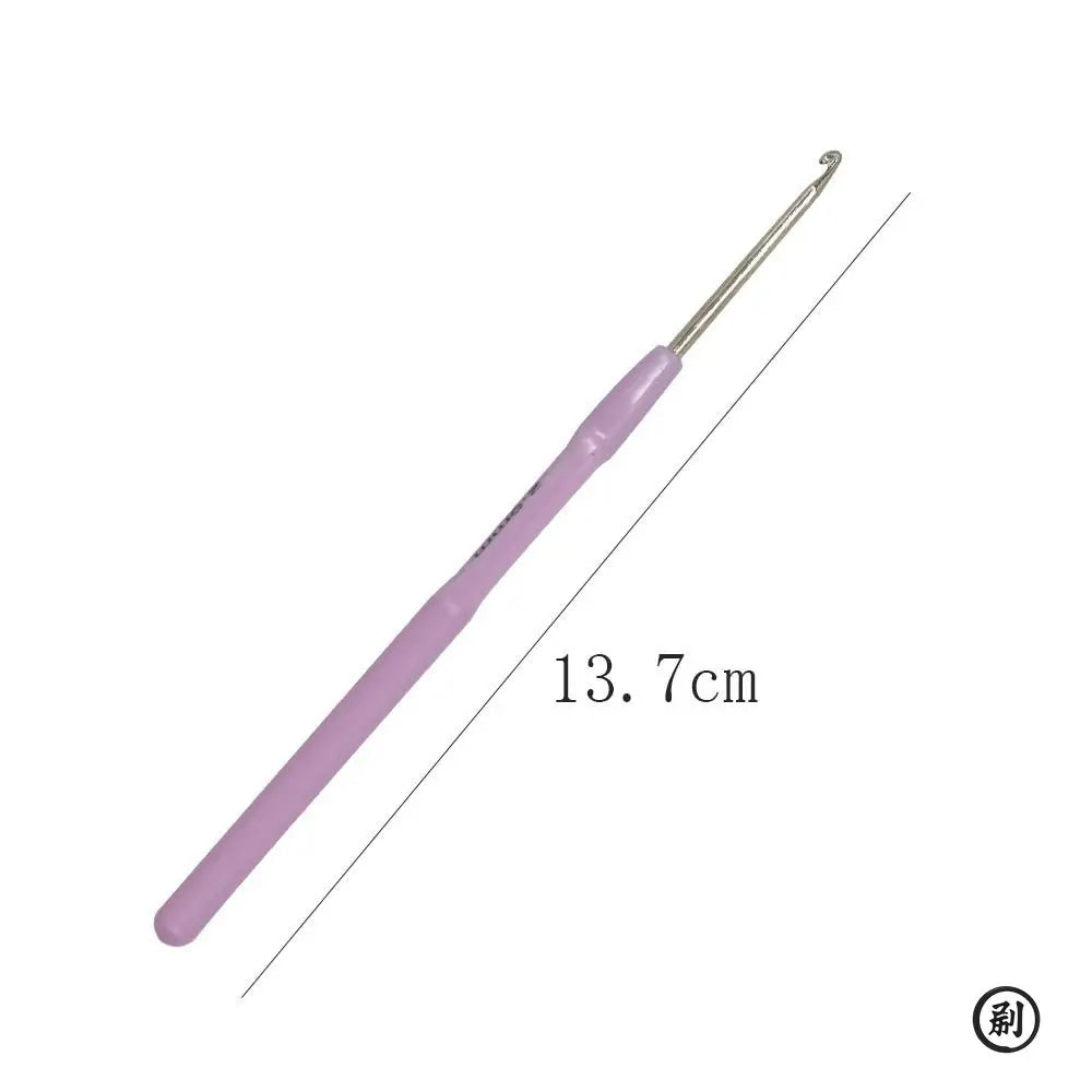 3-Piece Crochet Hook Set – Plastic Handle Knitting Needles