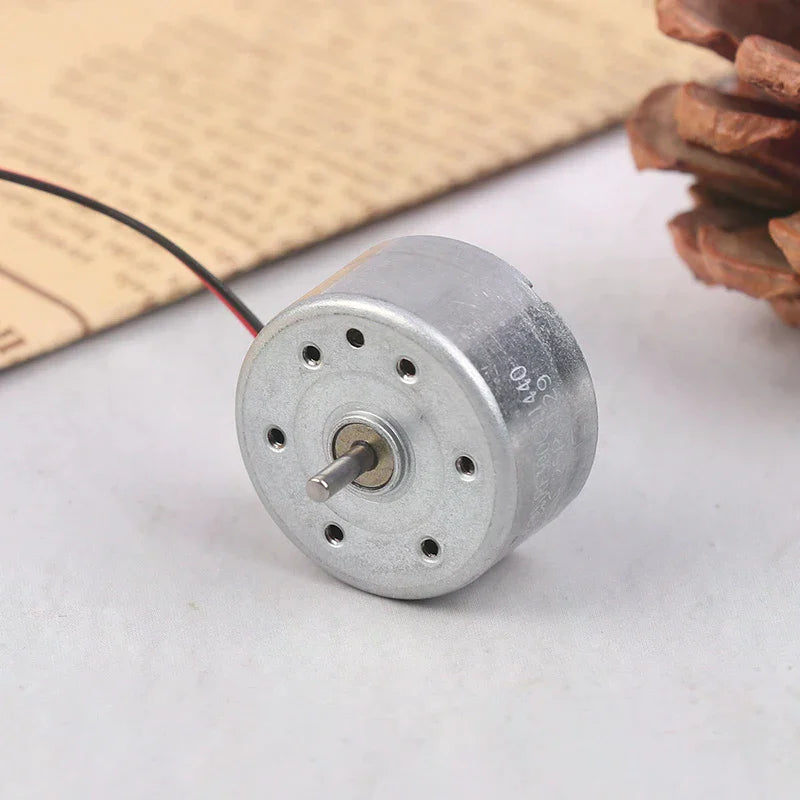 RF-300EA-1D390 DC 1 5V 3V 6V 7250RPM Mini Mute Round Spindle Motor