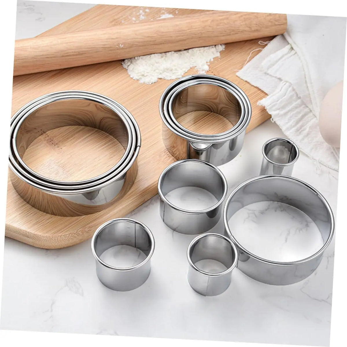 11-Piece Stainless Steel Round Cookie & Biscuit Cutter Set