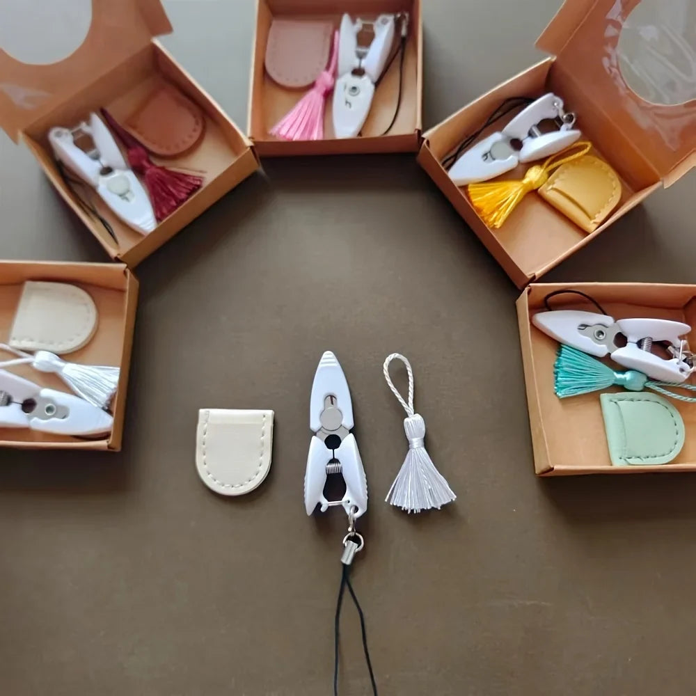 4-Pack Mini Scissors – Travel, Sewing & Fabric Cutting Set