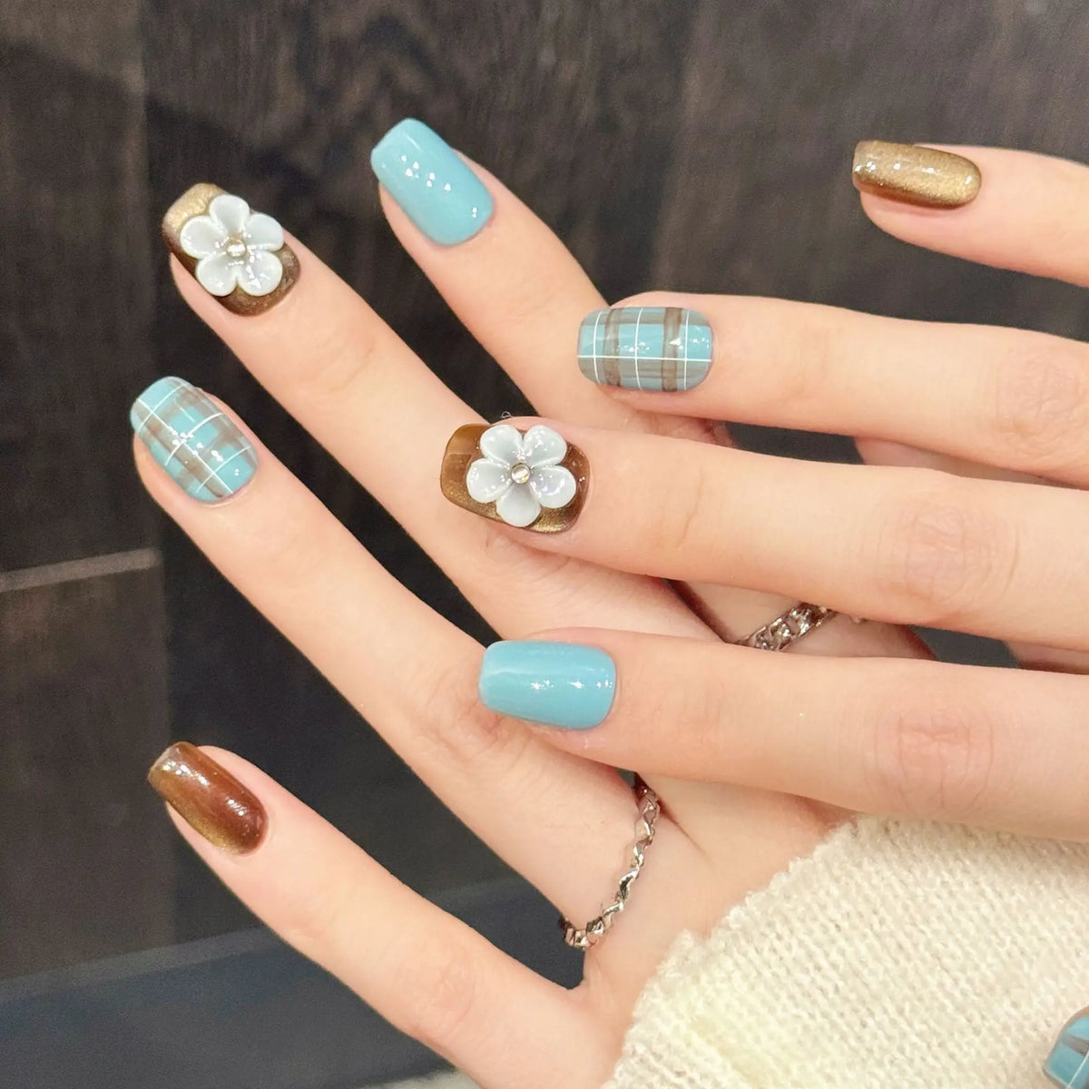 Velvet Cat's Eye Press On Nails | 3D Flower Green Brown Plaid Y2K