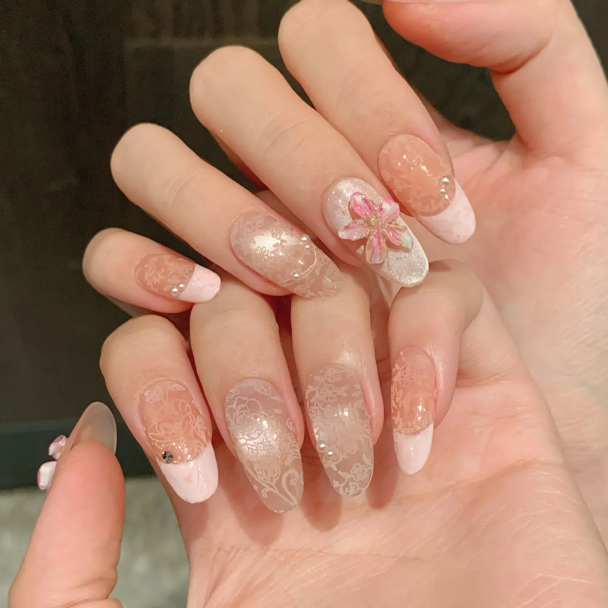 Pink French Cat Eye Press-On Nails | Petal Oval Full Cover 10pcs