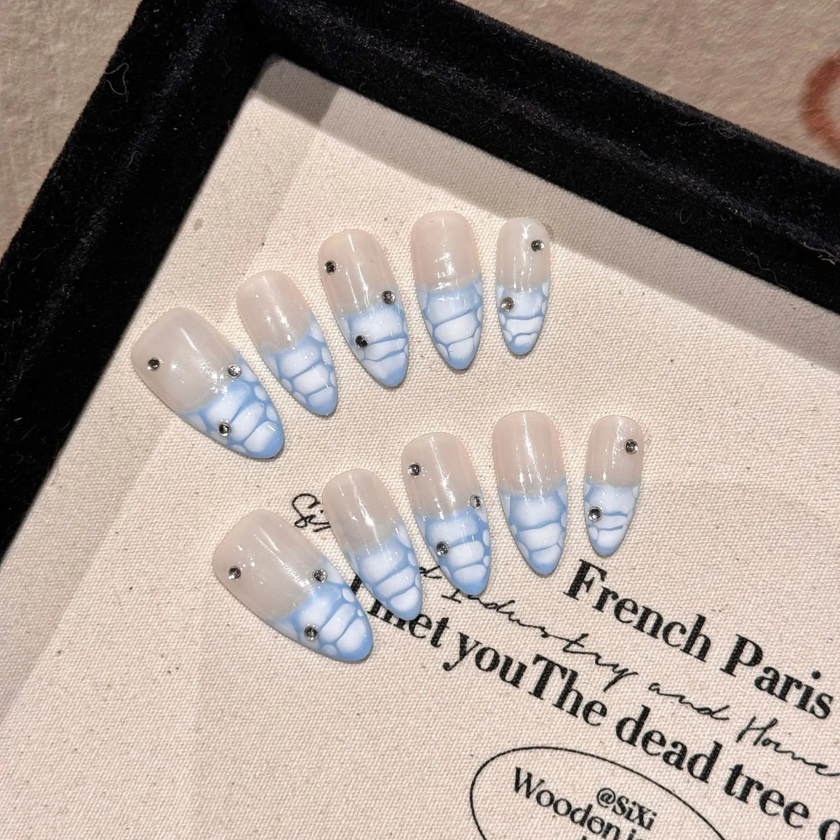 Crocodile Pattern Press-On Nails | Short Almond Fake Nails Y2K