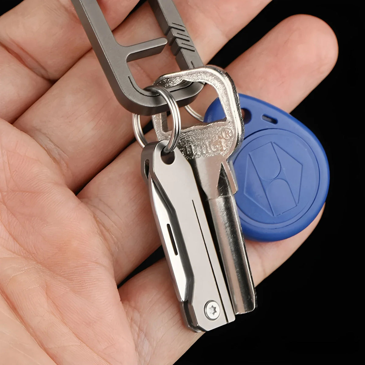 Mini Folding Pocket Knife – Keychain Utility & Outdoor Tool