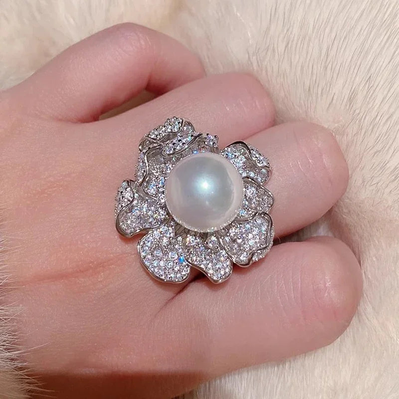 Huitan Pearl Flower Ring Women – Elegant CZ Wedding Band