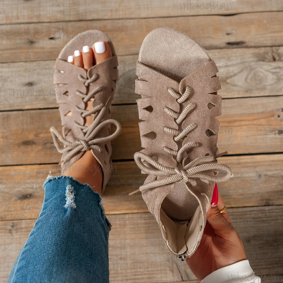 Women's Retro Lace-Up Flat Sandals – Hollow Roman Beach Shoes