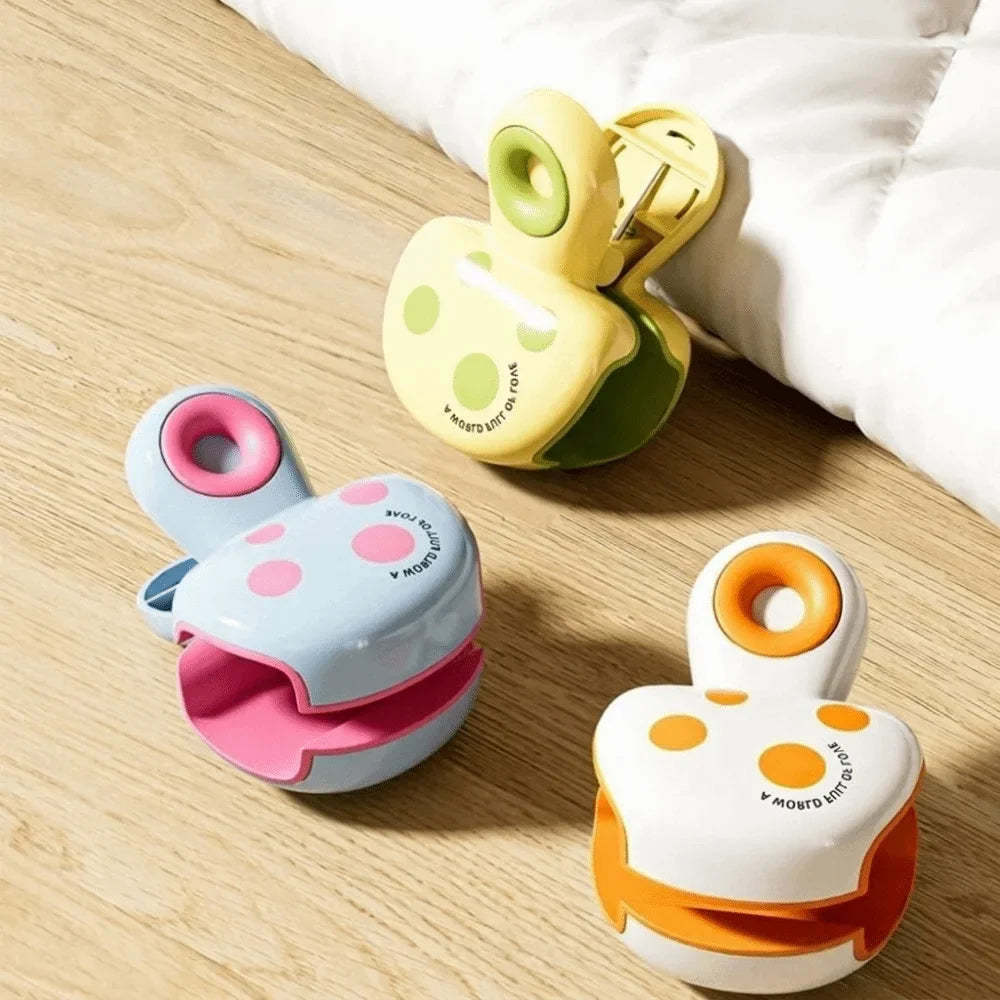 Windproof Cartoon Clothespins – Anti-Slip Drying Clips (2 Pack)