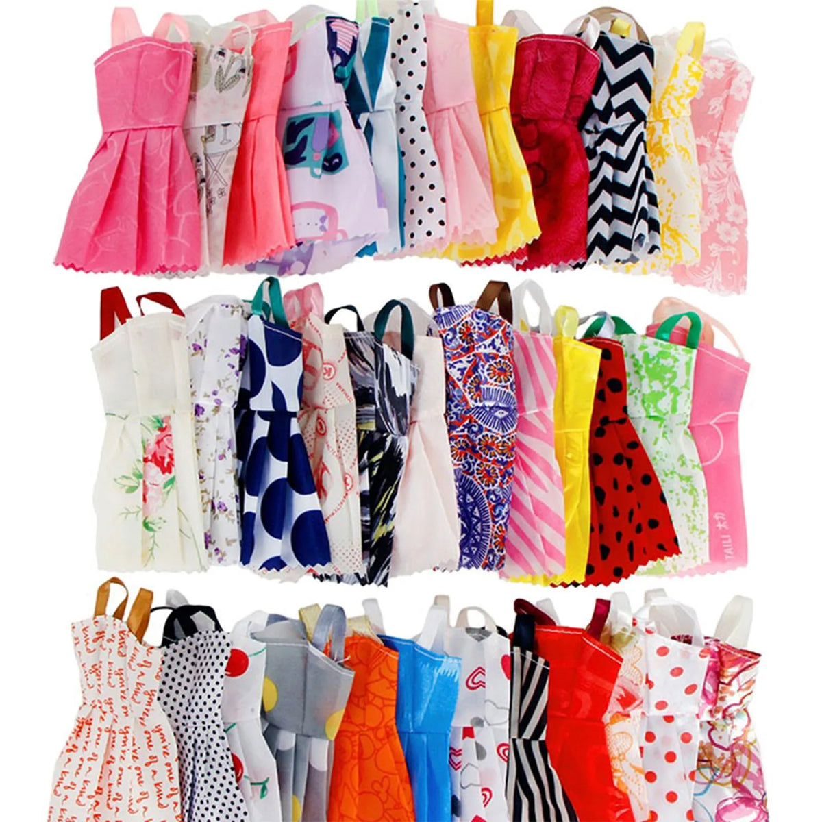 10-Piece Doll Fashion Clothing Set – Dresses, Coats & Hats