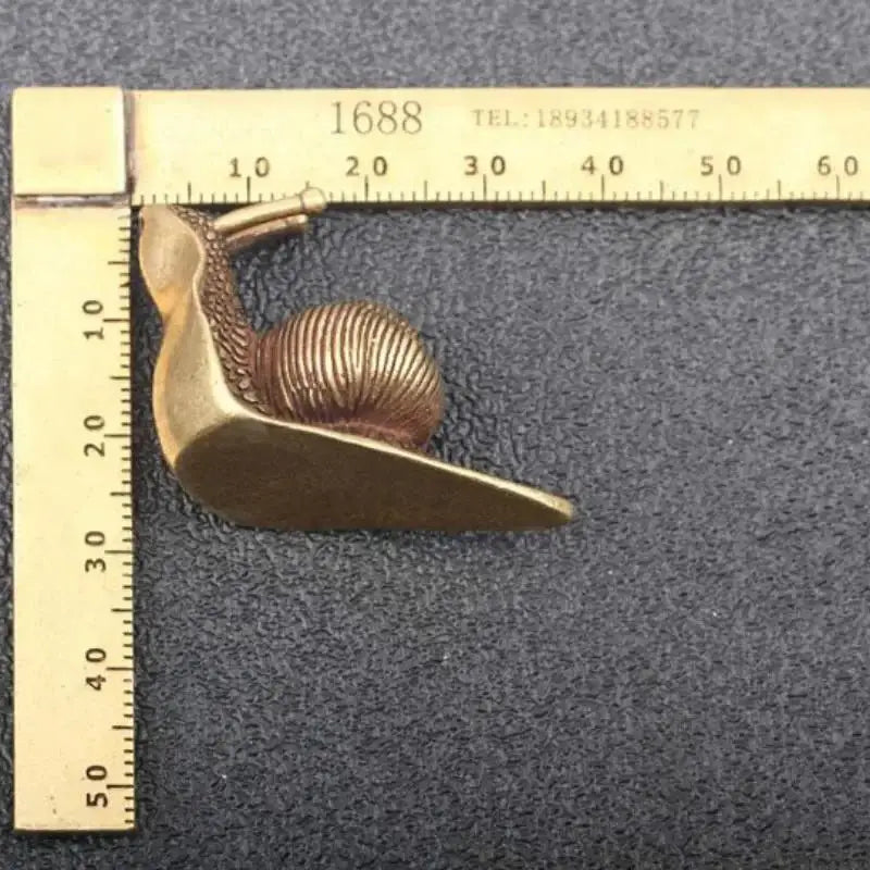Mini Pure Copper Snail Statue – Antique Brass Desk Ornament