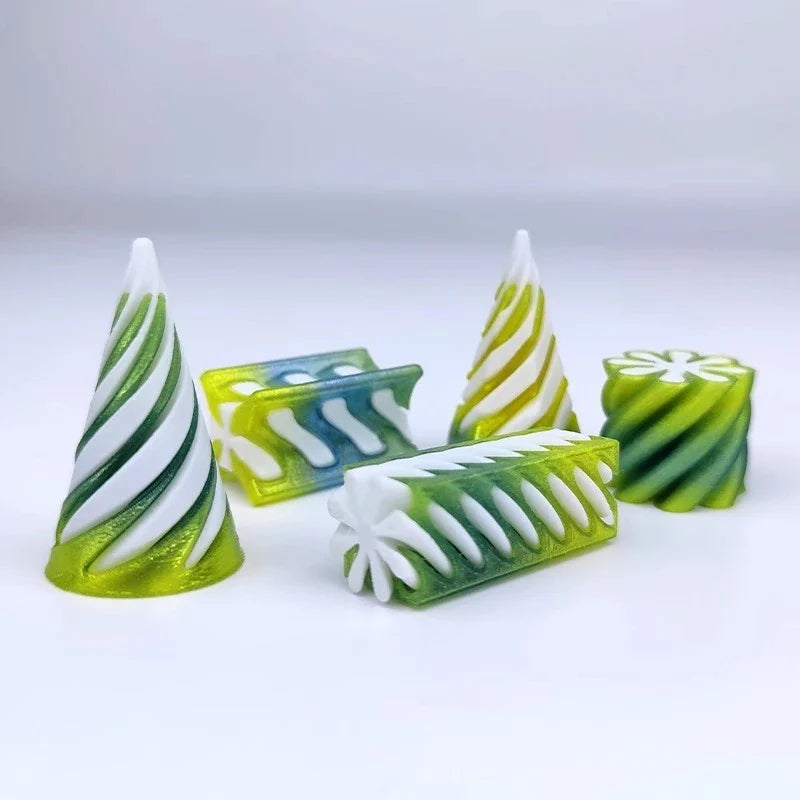 3D Printed Helix Screw Rotating Toys Stress Reducing Tool Pyramid