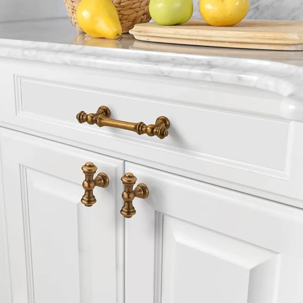 Antique Bronze Cabinet Handles & Drawer Pulls | Zinc Alloy