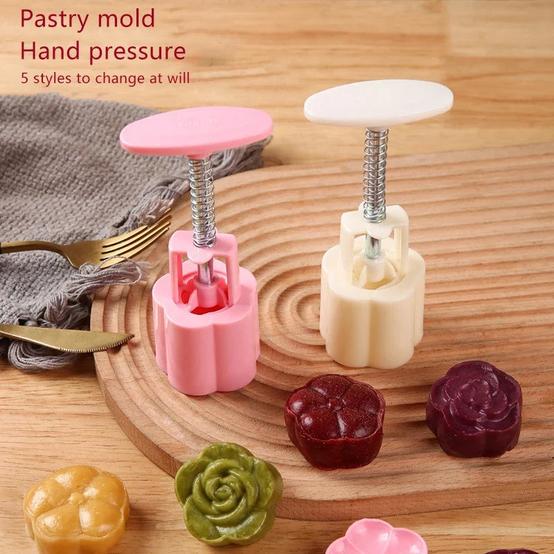 Mooncake Mold Set with 5 Stamps – DIY Mid-Autumn Baking Tool