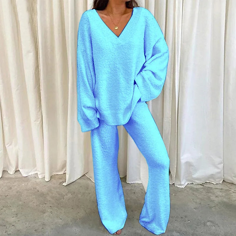 Women's Winter V-Neck Pajama Set – 2-Piece Sleepwear S–3XL