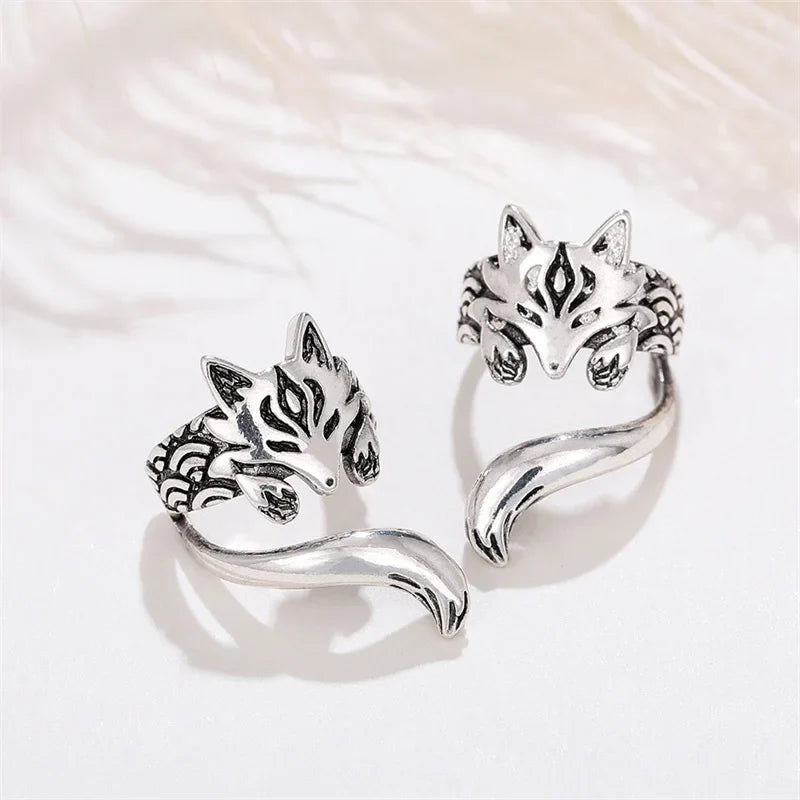Huitan Vintage Fox Ear Cuff Clip Earrings – Antique Silver Women