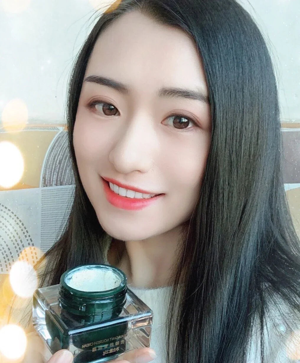 Lady Face Whitening Cream Dark Skin Spots Scar Snow White Day Night