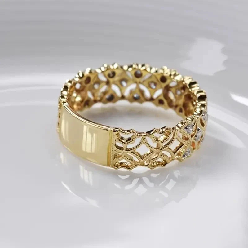Huitan Cubic Zirconia Ring – Women's Sparkling Fashion Band