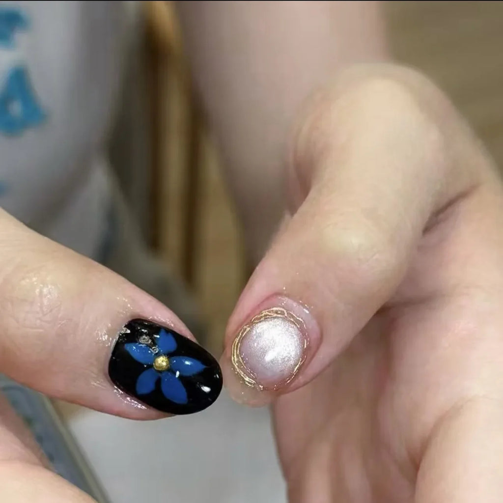 Press On Nails Gold Pearl Flower | Short Round Fake Nails 10pc