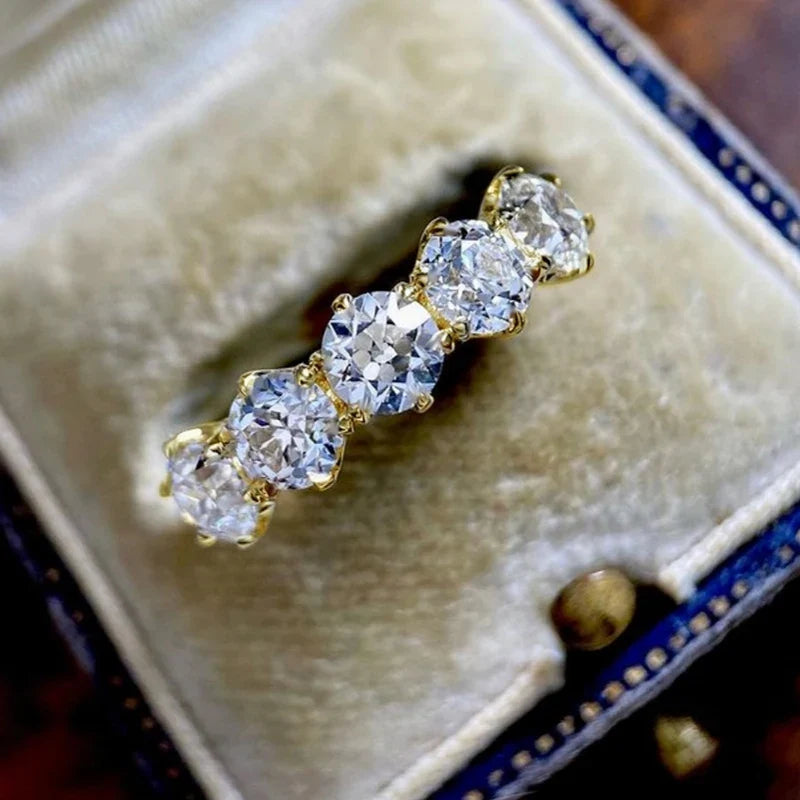 Huitan CZ Wedding Band Ring – Dazzling Cubic Zirconia Women