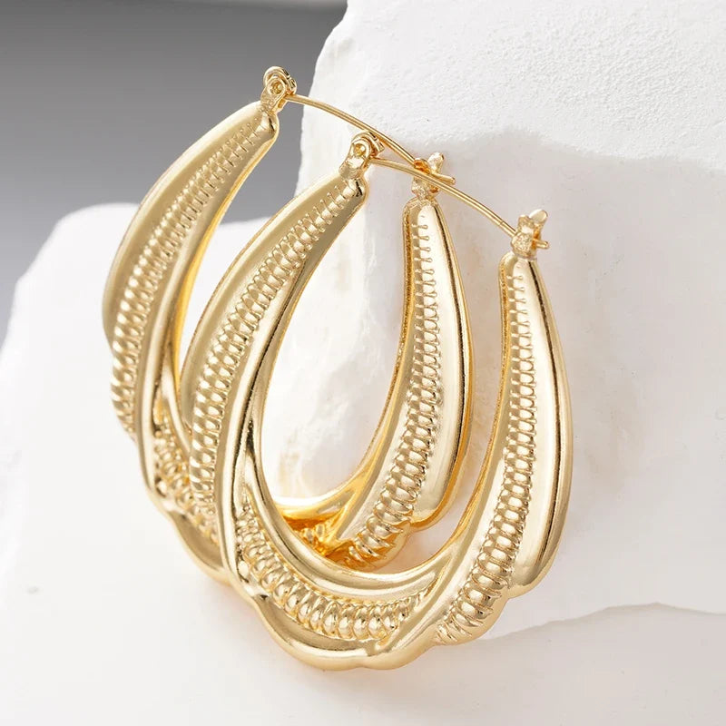 Huitan Textured Hoop Earrings – Geometric Women's Fashion Jewelry