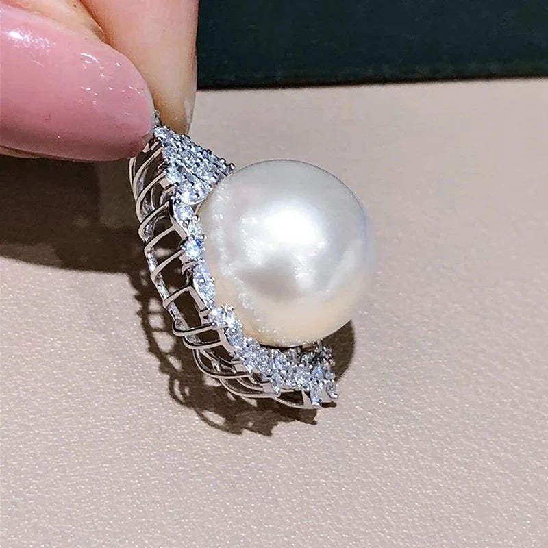 Huitan Flower Imitation Pearl Pendant Necklace | Women's Fashion