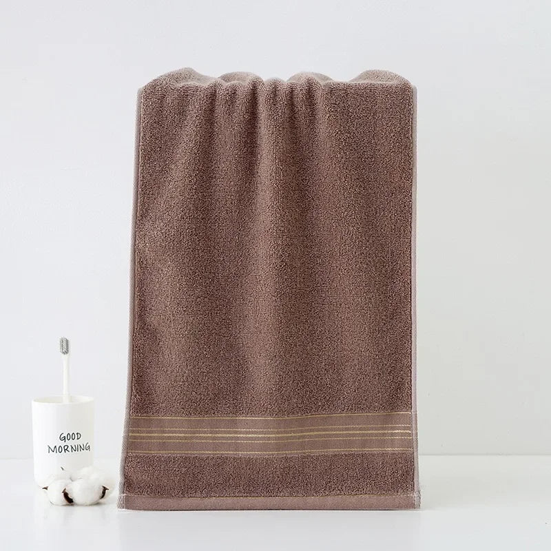 100% Cotton Bath Towels – Soft, Absorbent & Skin-Friendly