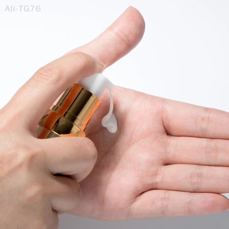 Refillable Airless Vacuum Pump Bottle 10ml 15ml 20ml | Gold Silver