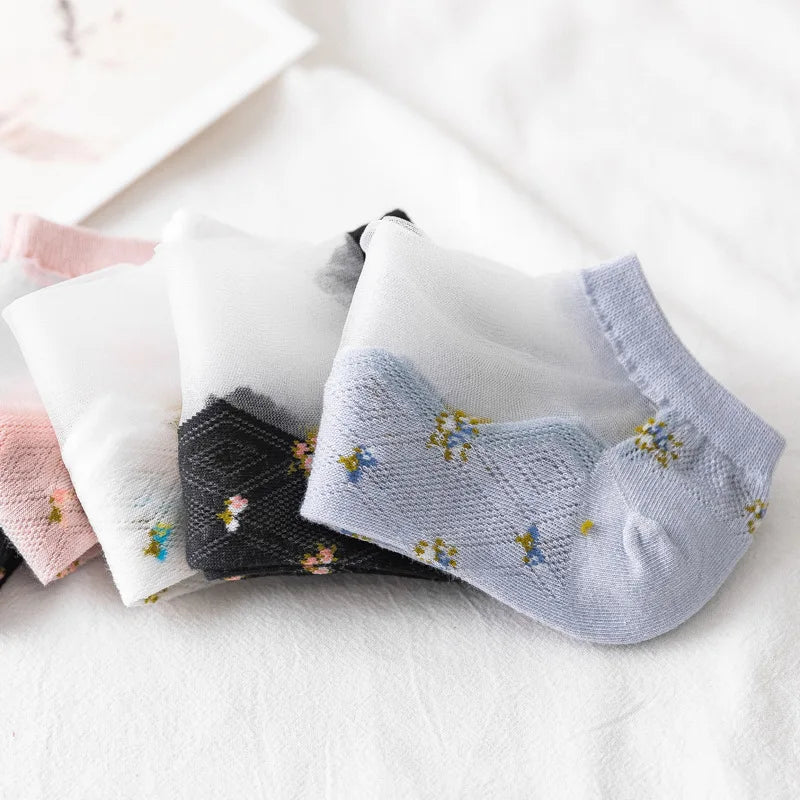 Women's Lace Floral Ankle Socks – 5 Pairs Breathable Cotton