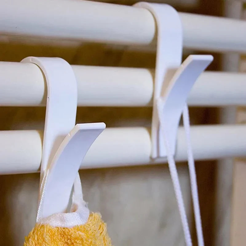 Clip-On Radiator Towel Rail Hooks – White Hangers 2–10 Pcs