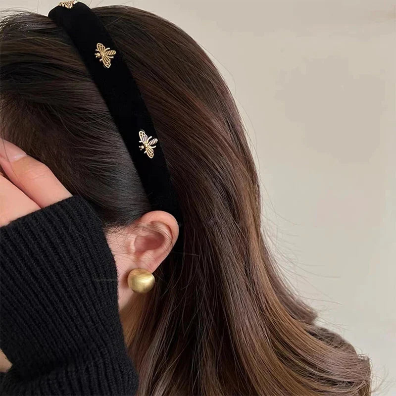 Retro Bee Wide Velvet Headband – French Style Hair Hoop for Women
