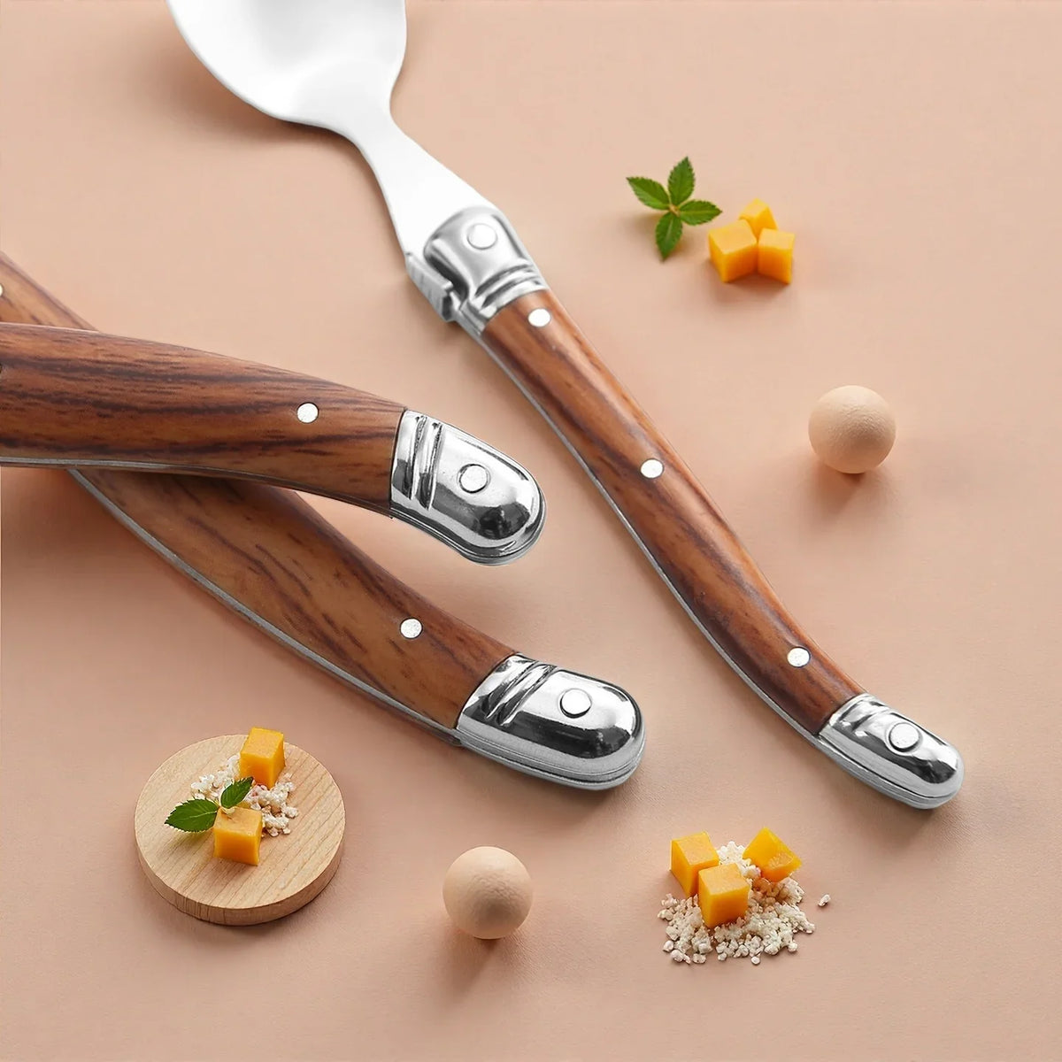 4-Piece Stainless Steel Cutlery Set – Steak Knife, Fork & Spoon