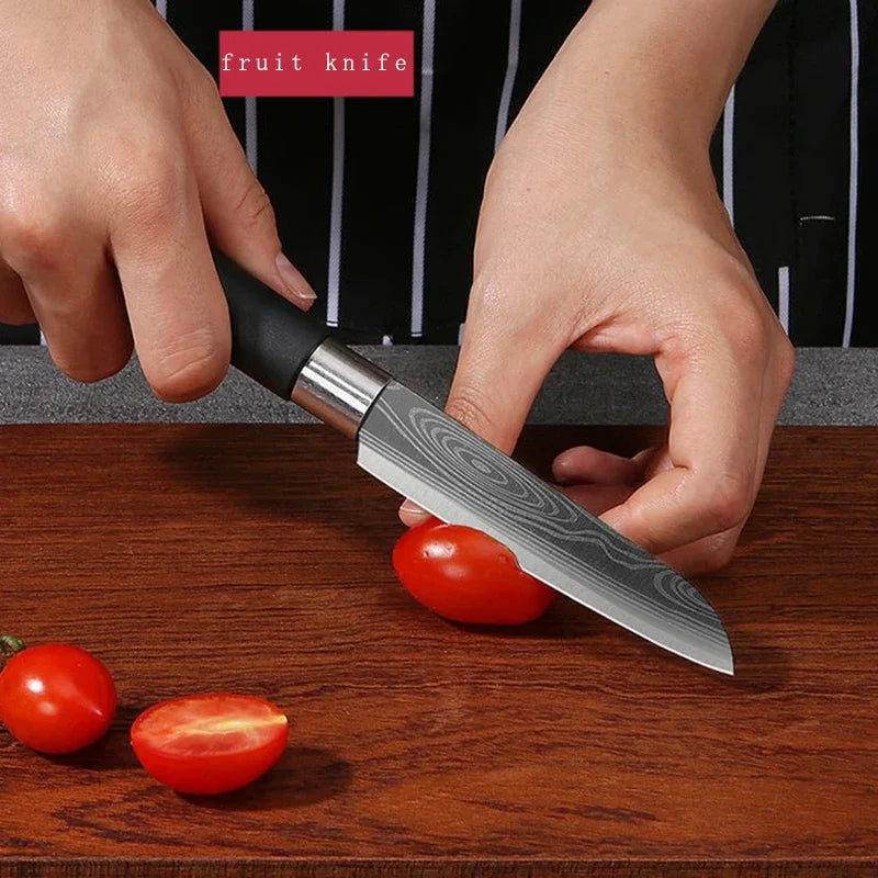 Damascus Pattern Chef Knife – Sharp Stainless Steel Kitchen Blade