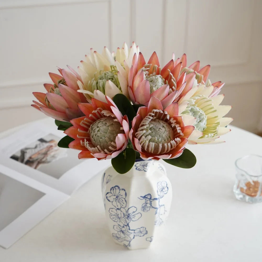 Europe Beautiful Artificial Flowers Fake King Protea Home Table