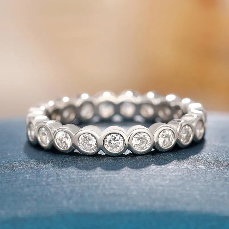 Huitan Full Paved CZ Ring for Women – Silver Fashion Ring