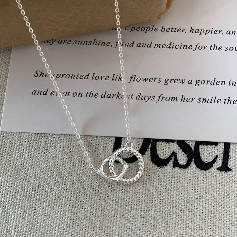 Huitan Linked Circle Pendant Necklace – Geometric Women's Jewelry