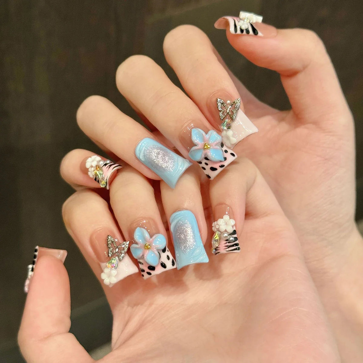 Christmas Press On Nails 10pcs | 3D Cartoon Duckbill Fake Nails