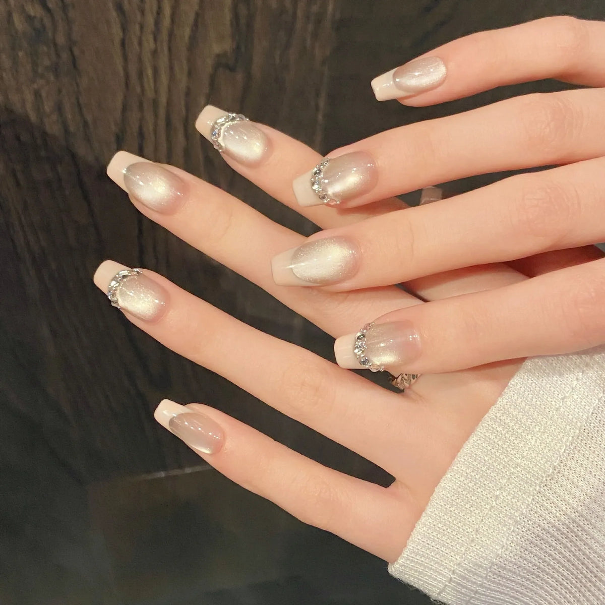 French Cat Eye Press On Nails – 10pc Almond False Nails