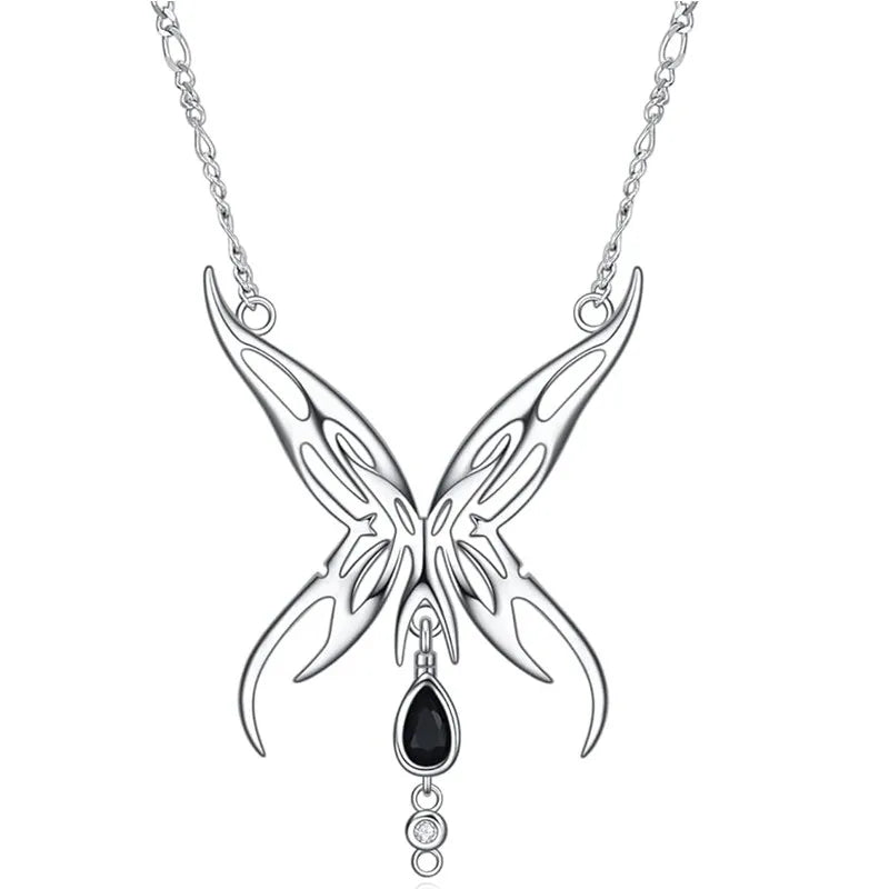 Huitan Black Butterfly Pendant Necklace – Halloween Jewelry