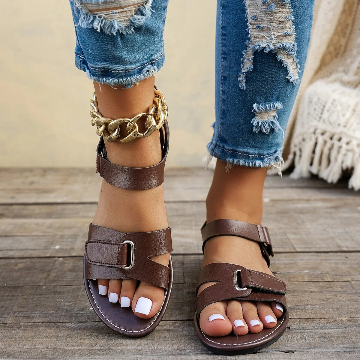 Women's Flat Sandals – Metal Buckle Open Toe Beach Roman Shoes