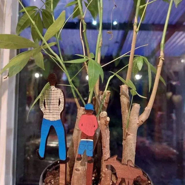 Fun Potted Wood Mini Card Father Son Dog Garden Home Flower Pot