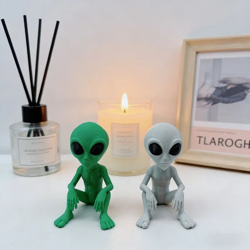 3D Printed Fantasy Alien Statues Interesting Space Decor Fun Designs