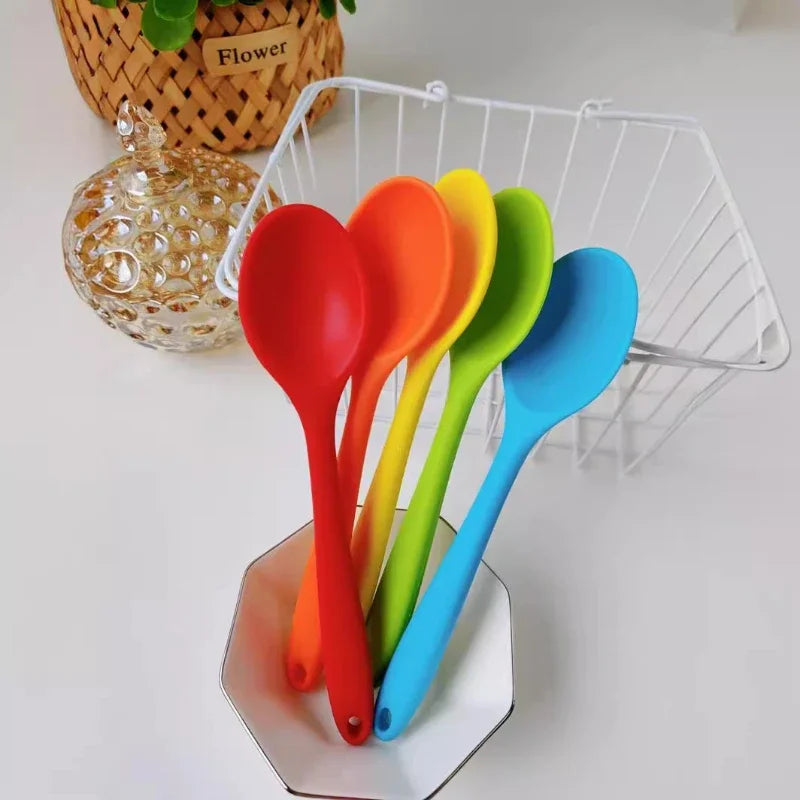 Silicone Soup Spoon – Heat-Resistant Nonstick Kitchen Spoon