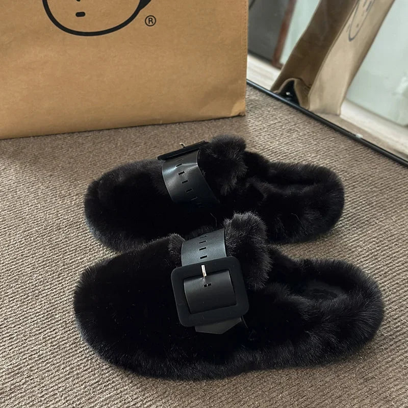 Women's Fluffy Wool Fur Slides – Warm Plush Winter Slippers
