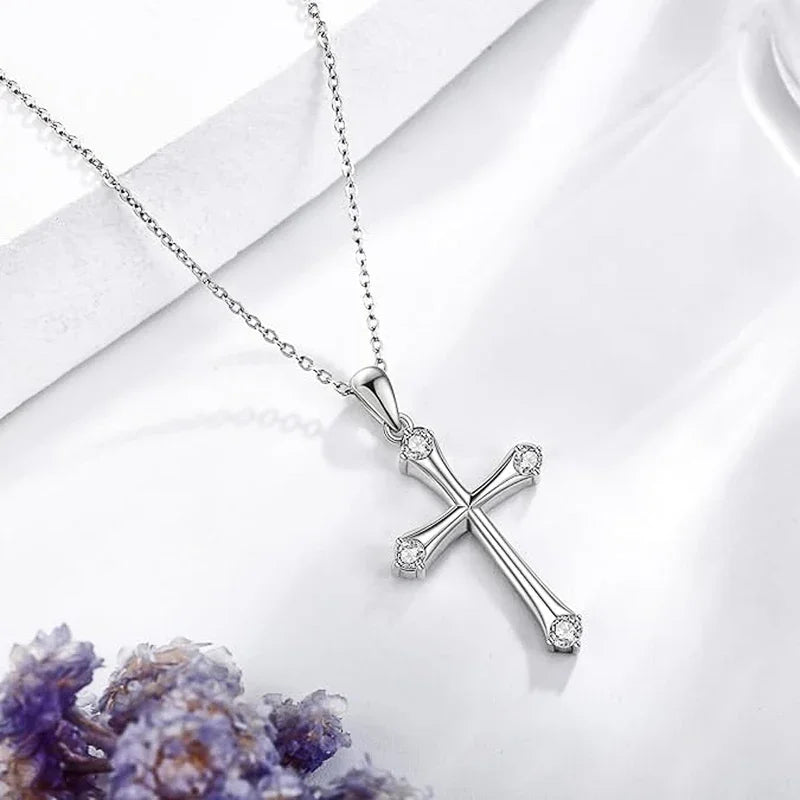 Huitan CZ Cross Pendant Necklace – Silver O-Chain for Women