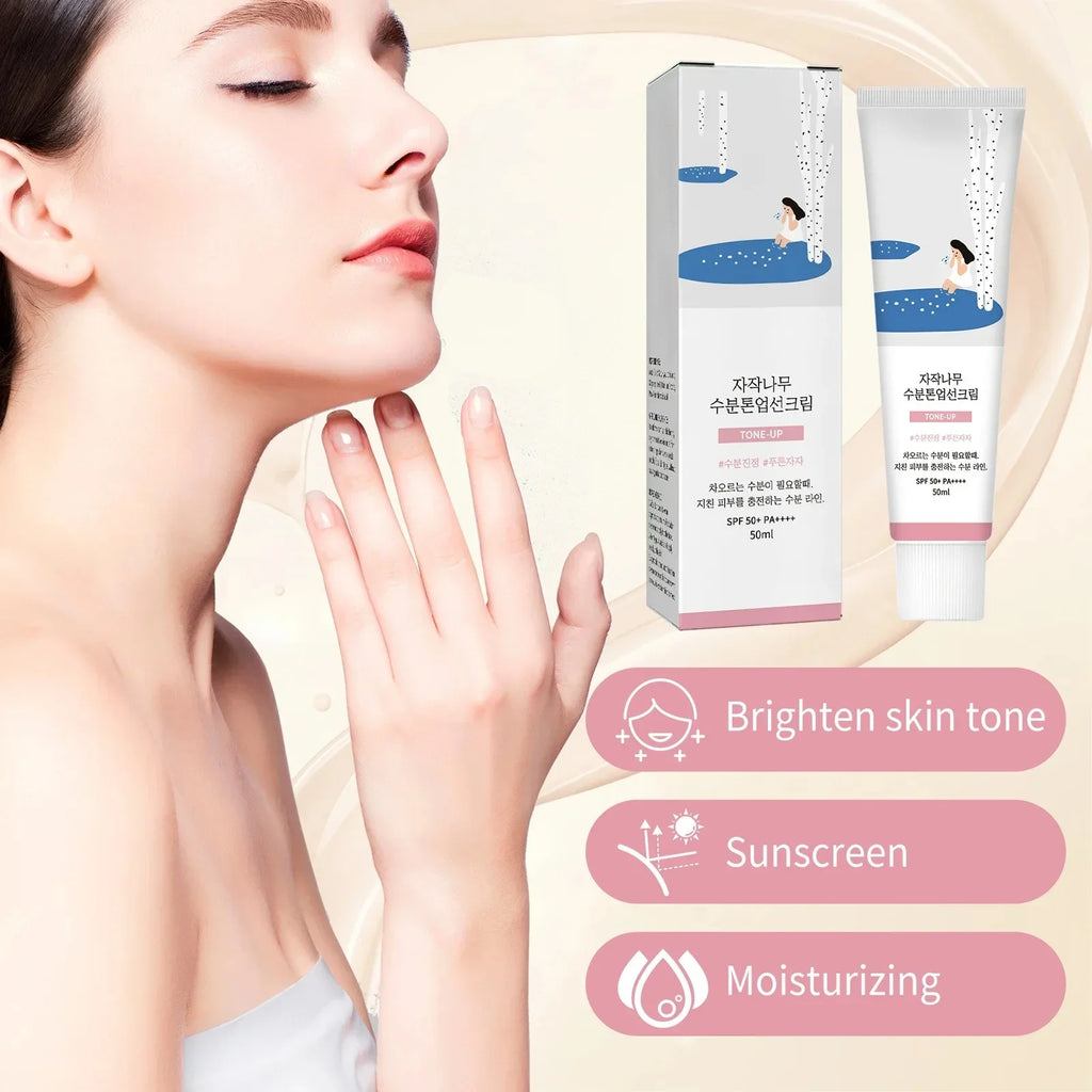 Jaysuing SPF 50+ PA+++ Sunscreen – Brightening & Hydrating 50ml