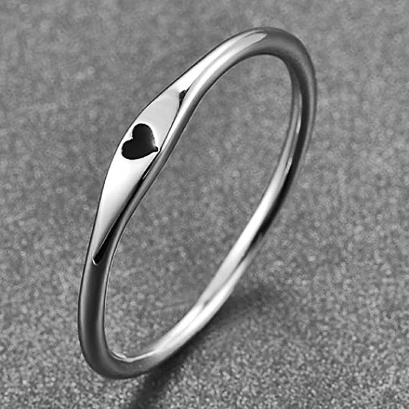 Huitan Heart Enamel Ring – Silver & Rose Gold Thin Band