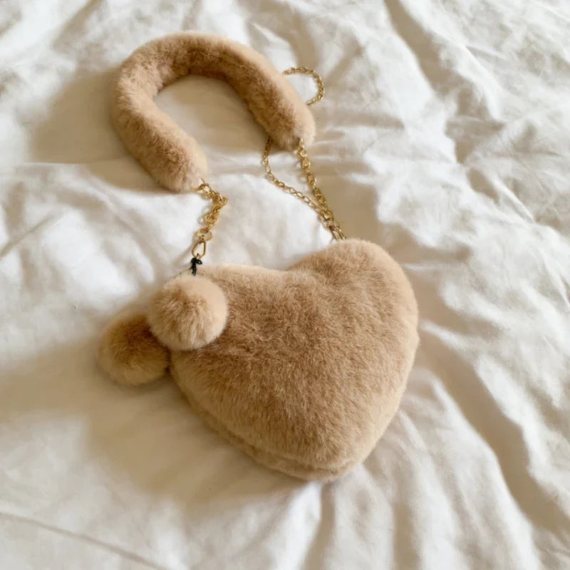 Korean Plush Heart Crossbody Bag – Faux Fur Shoulder Clutch