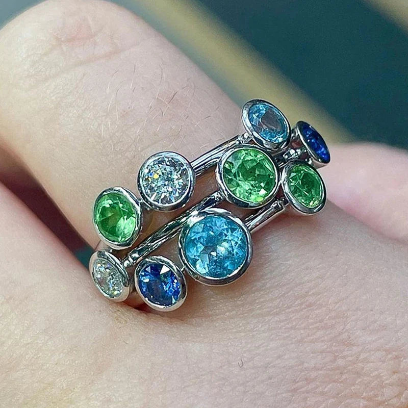 Huitan Women's Colorful Cubic Zirconia Brass Fashion Ring