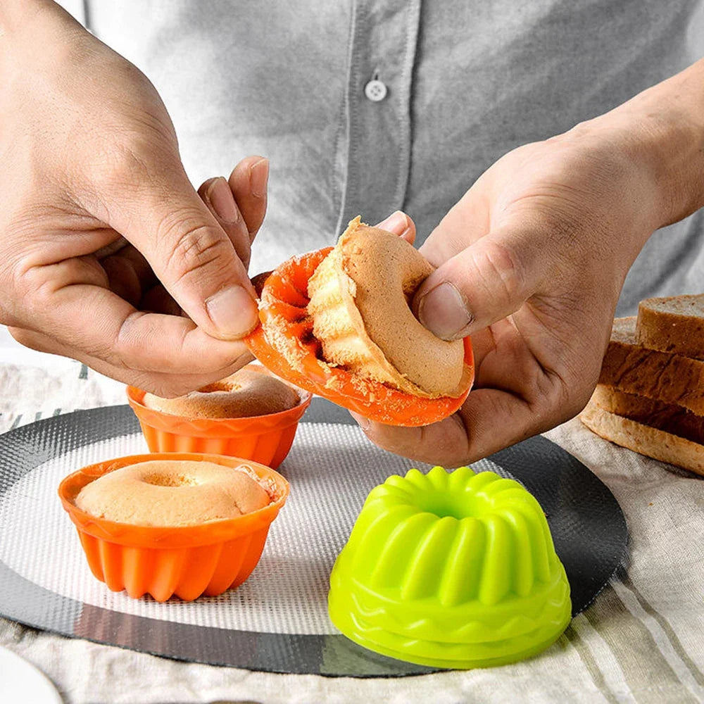 6-Piece BPA-Free Silicone Round Muffin & Cake Molds Set