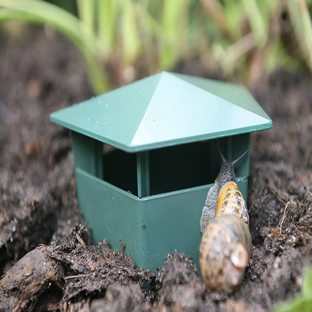 Reusable Slug & Snail Trap House – Garden Pest Catcher