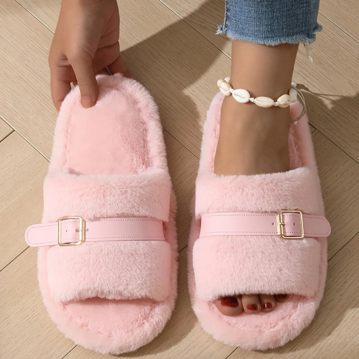 Women's Fluffy Wool Slippers – Warm Indoor Winter House Shoes